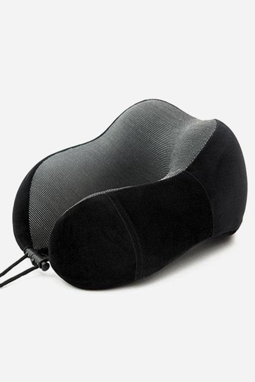 Travel Comfy Kit memory foam neck pillow in black for ergonomic travel comfort