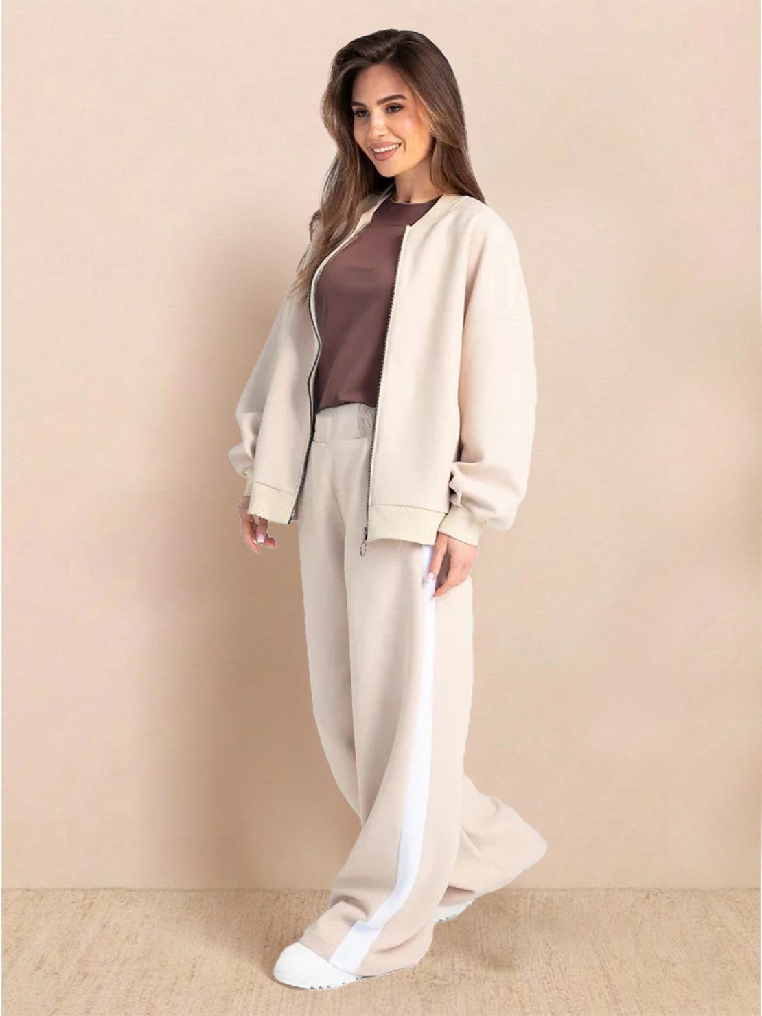 Relaxed two-piece Easy Airport Lounge Set in soft cotton-blend fabric for travel comfort and wrinkle resistance