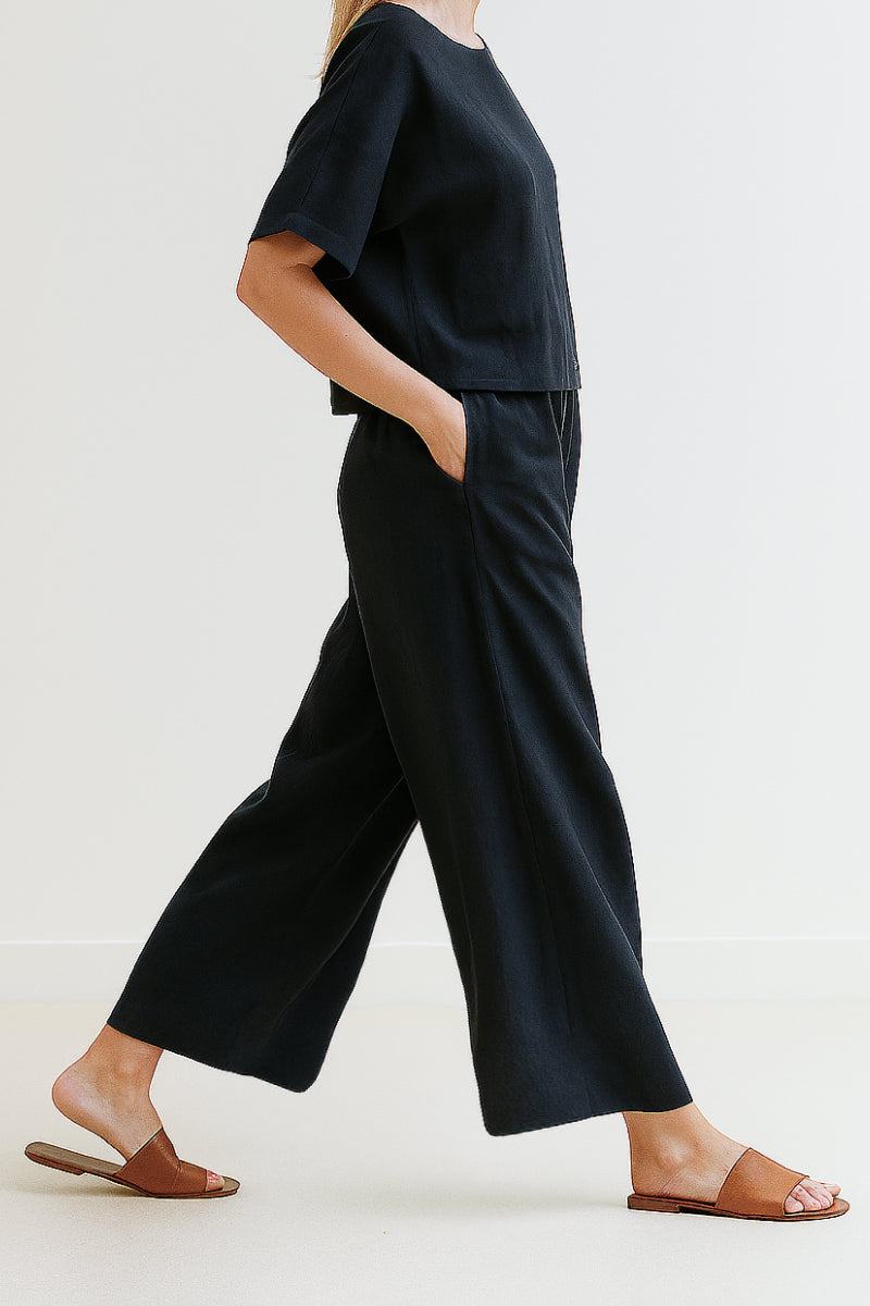 Lightweight breezy meadow two-piece set with relaxed fit and wide-leg trousers in soft polyester fabric