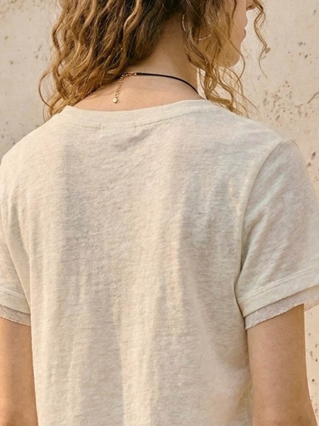 100% linen rolled cuff tee with relaxed scoop neckline in white