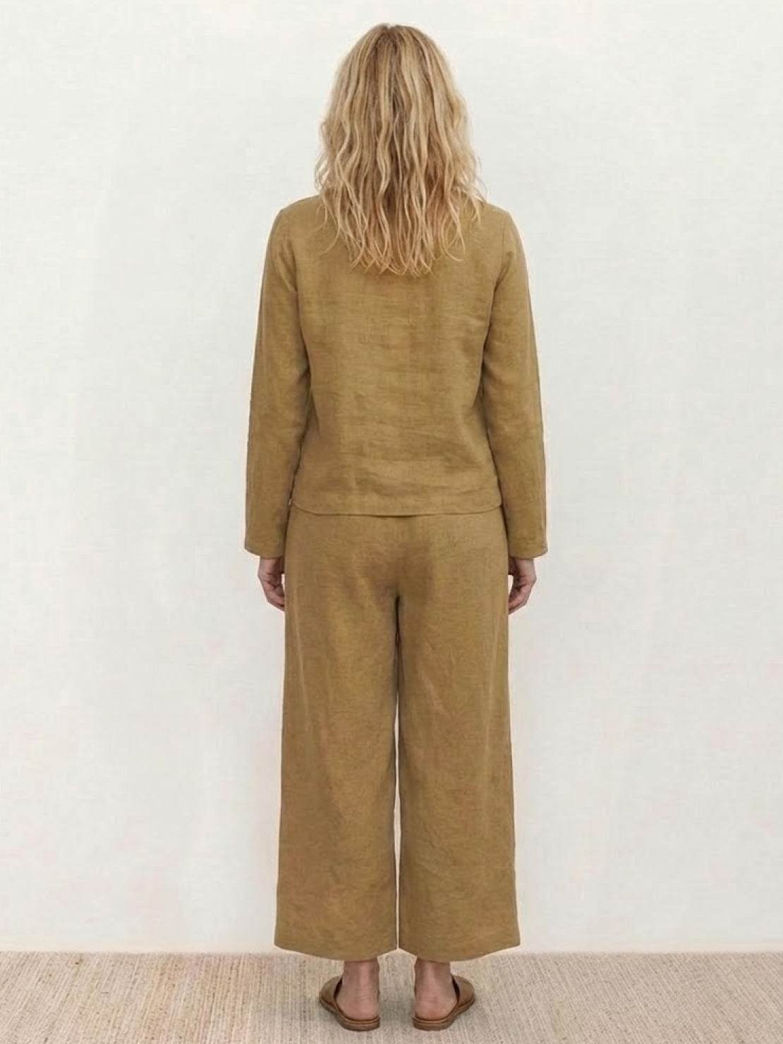 Loose solid color two-piece set with breathable cotton blend fabric for women