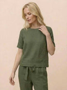 Cotton linen monochrome top with relaxed fit and breathable fabric