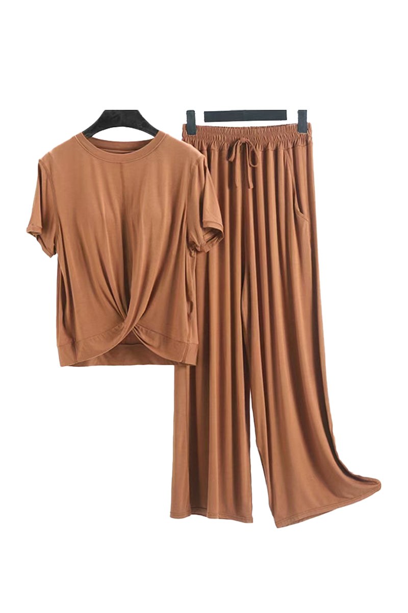 Brown bamboo fiber pajama clothes set with short sleeve top and wide-leg pants