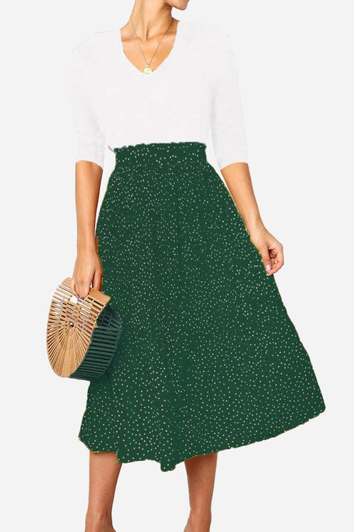 Effortlessly Chic Polka Dot Pleated Skirt high-waist midi green skirt with white dots and pockets paired with white top and wooden handbag