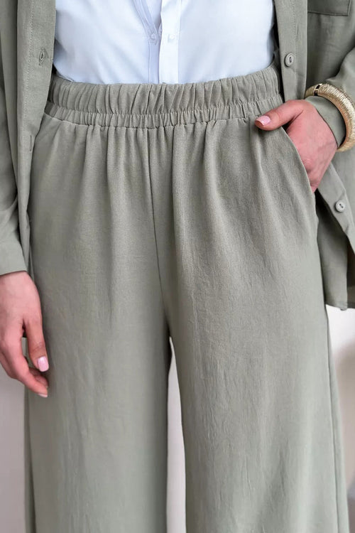 Relaxed Fit Wide-Leg Two-Piece Set