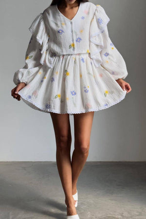 Sweet Countryside 100 Cotton ruffled two-piece set with floral print and soft breathable fabric