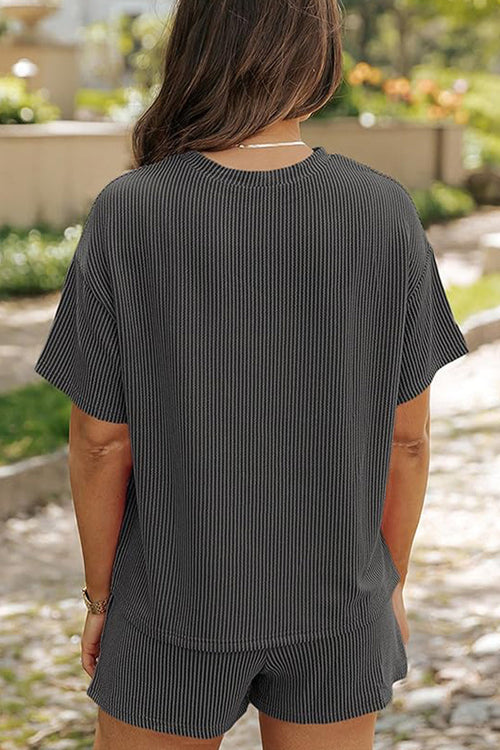 The Effortless Set for Slow Mornings and Sunlit Afternoons