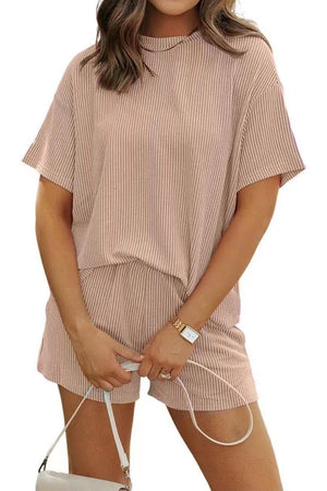 The Effortless Set for Slow Mornings and Sunlit Afternoons