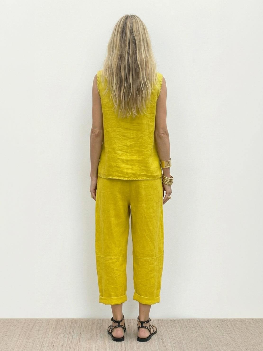 100% cotton crinkle sleeveless top and straight-leg pants matching set