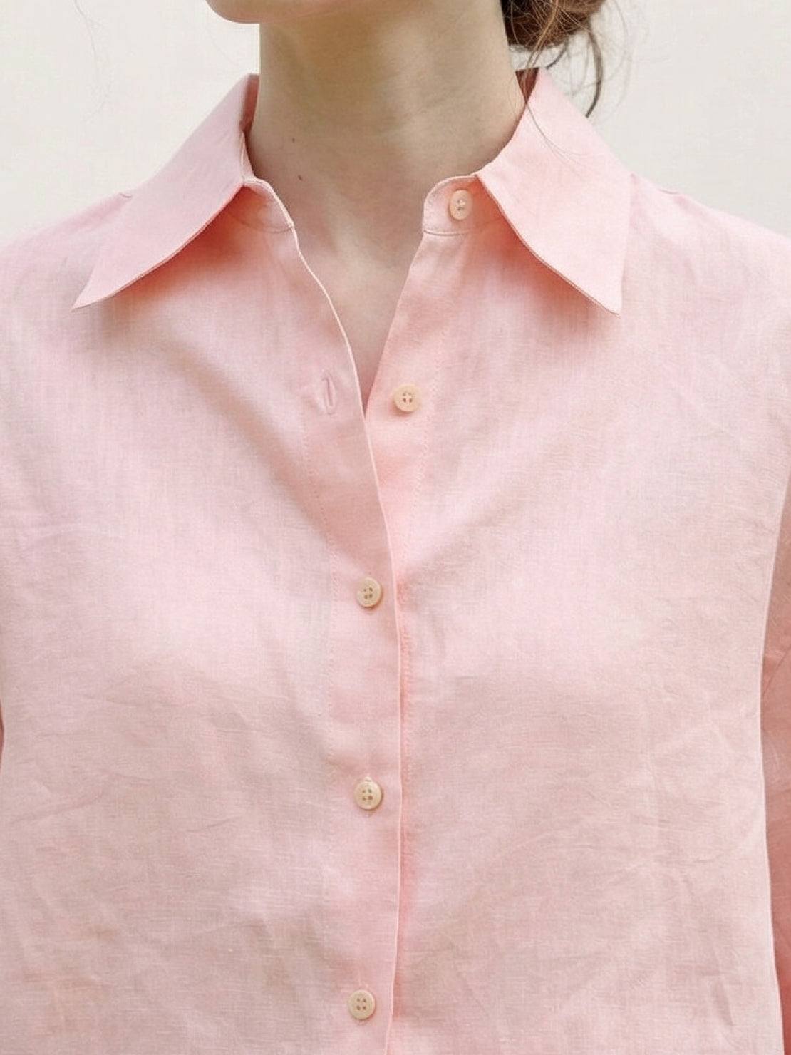 White 100% linen dropped-shoulder shirt with oversized fit and side slits