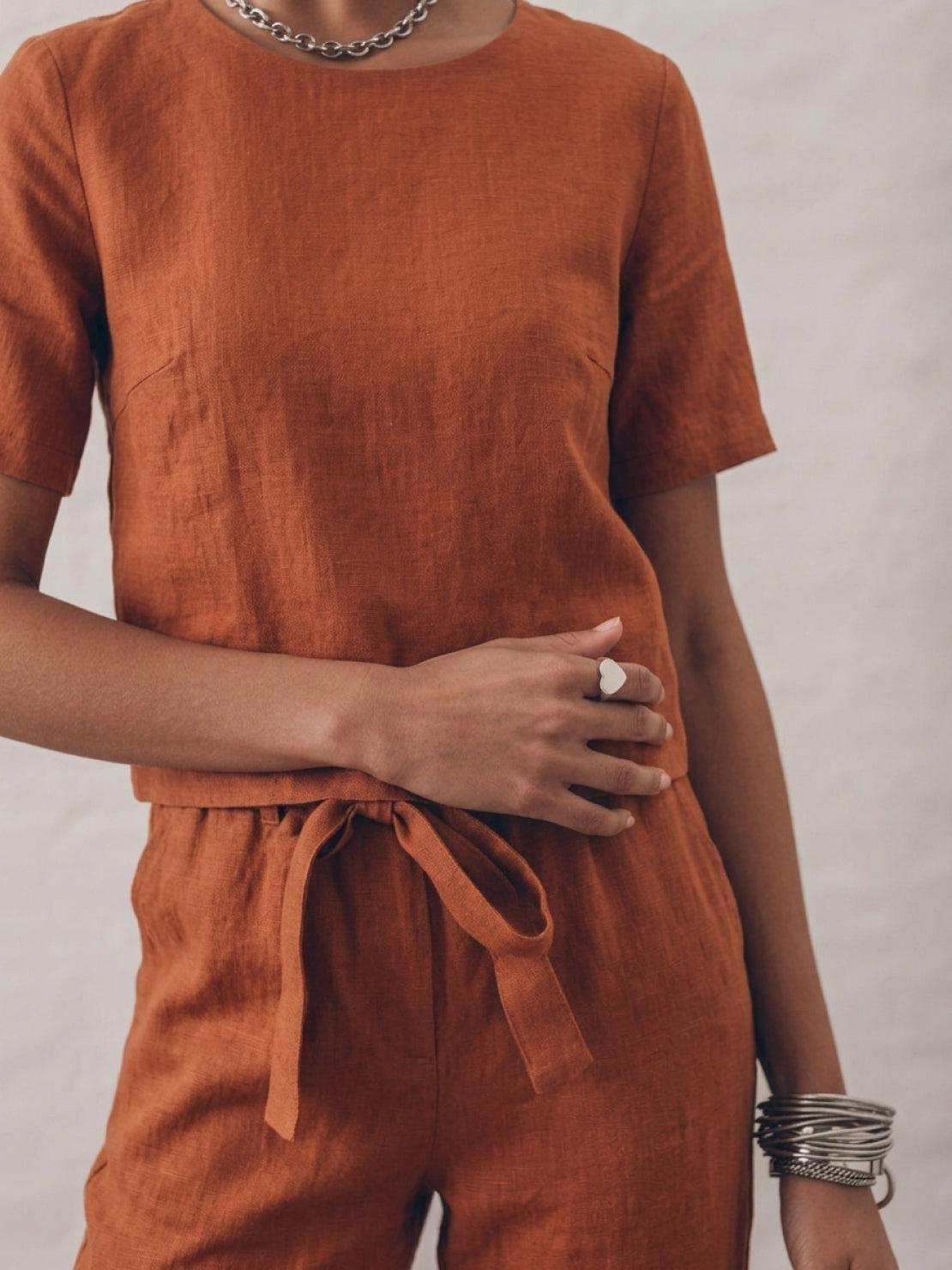 Model wearing breathable 100% cotton linen set with relaxed fit monochrome co-ord