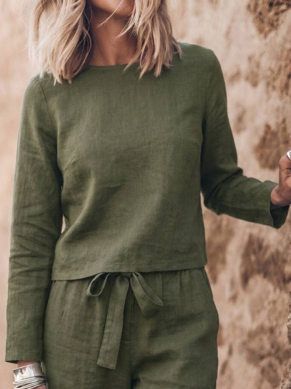 Woman wearing cotton-linen monochrome relaxed longline top and wide-leg pants set