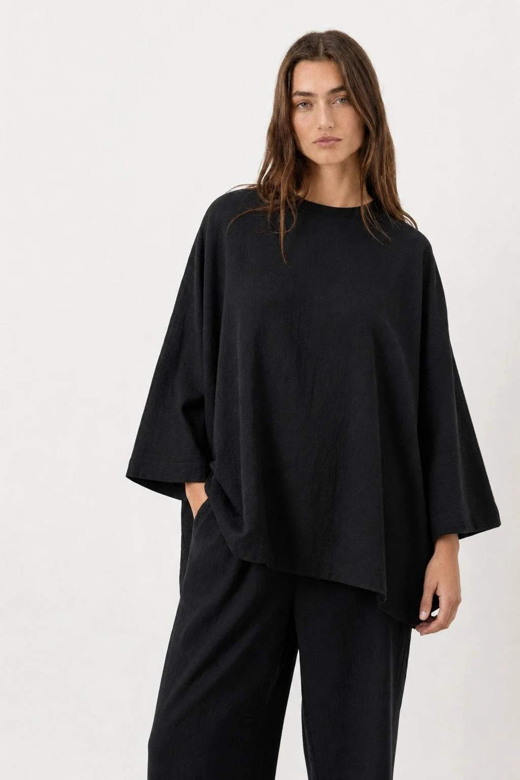 Everyday fashion loose-fit two-piece matching set with breathable fabric and casual elegant style